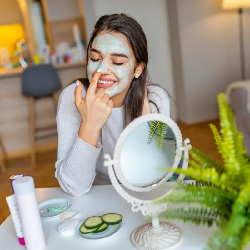 چگونه یک روتین مراقبت از پوست مؤثر بسازیم؟