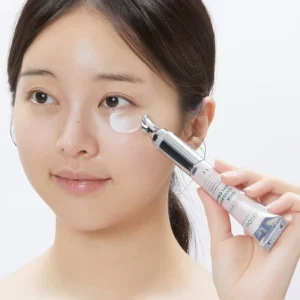 کرم دور چشم سیکا کلاژن ویبره دار برند وی تی کازمتیک کُرهای