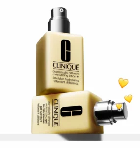 لوسیون مرطوب کننده کلینیک مدل دراماتیکالی دیفرنت پوست خشک